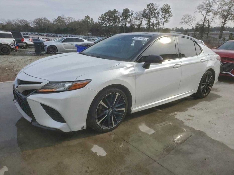 2019 Toyota Camry XSE