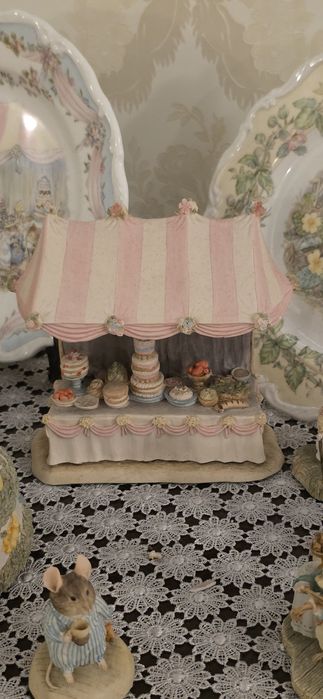 Brambly hedge wedding table