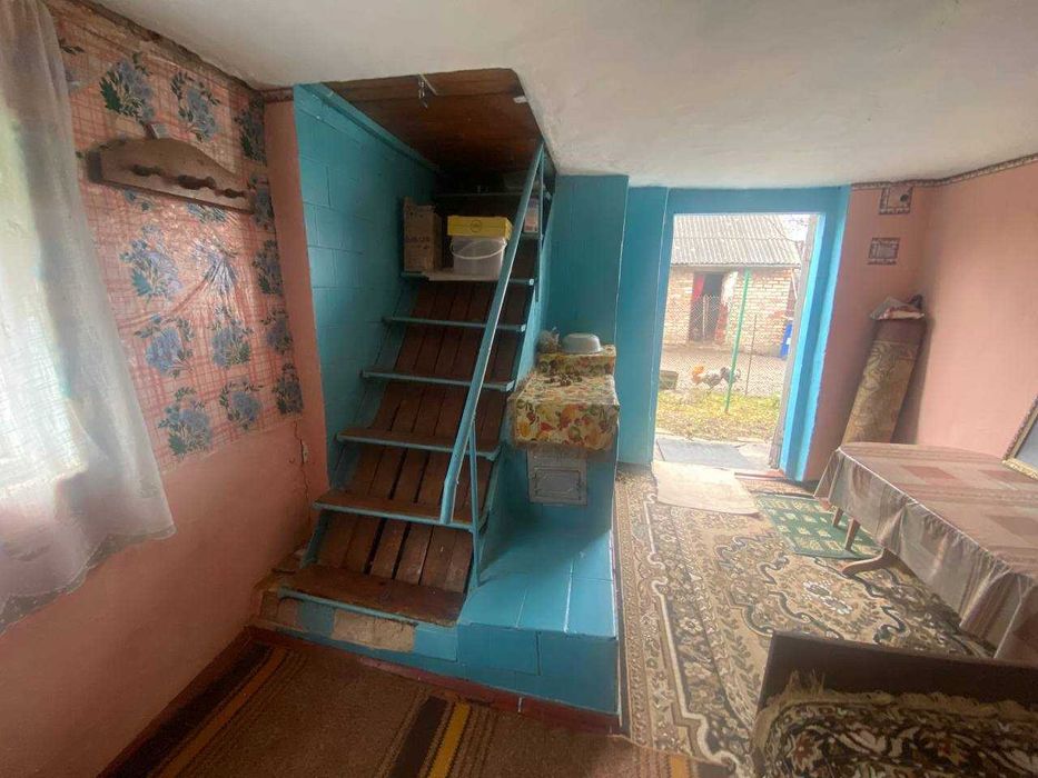 Будинок (літня кухня) із садом в смт Вовковинці, Хмельницька обл.