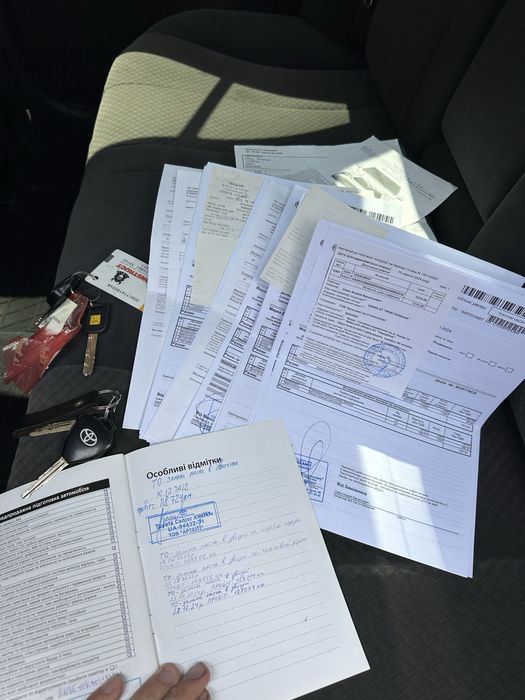 Продам Toyota Camry 40