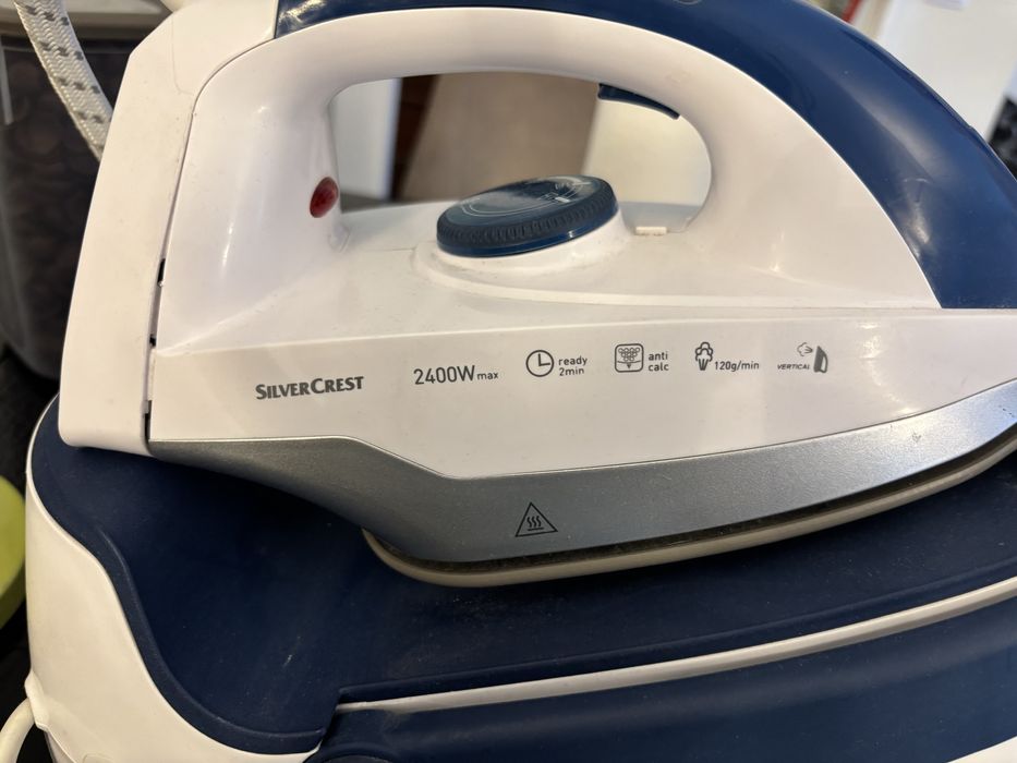 Ferro de engomar com Caldeira