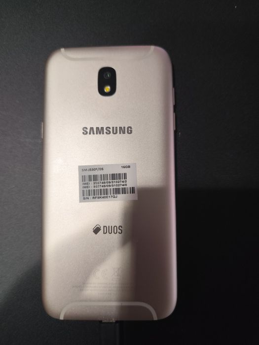 Telemóvel Samsung Galaxy J5 (2017)