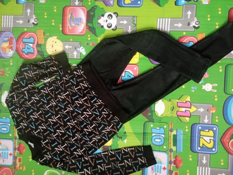 Набір джинси і кофтинка