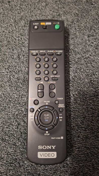 Pilot SONY RMT-V288 do magnetowidu,  Sprawny 100% , Oryginał.