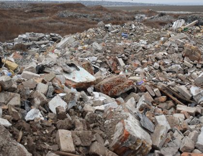 Візьму в дар будівельні відходи, глину, землю, пісок, грунт, бій цегли