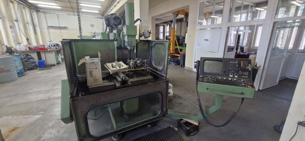 Frezarka numeryczna Avia FNF-40NA sterowanie Heidenhain TNC 360