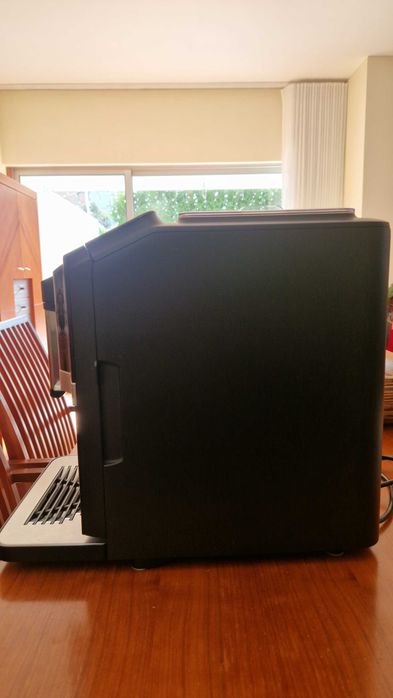 Máquina Café Siemens EQ.300 Automática