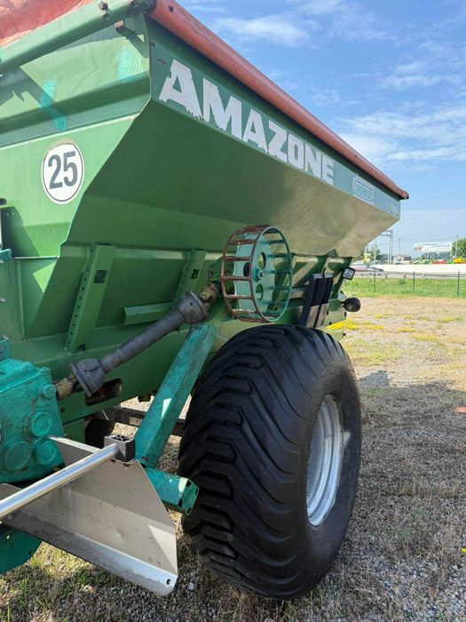 розкидач Amazone ZG-B 5500