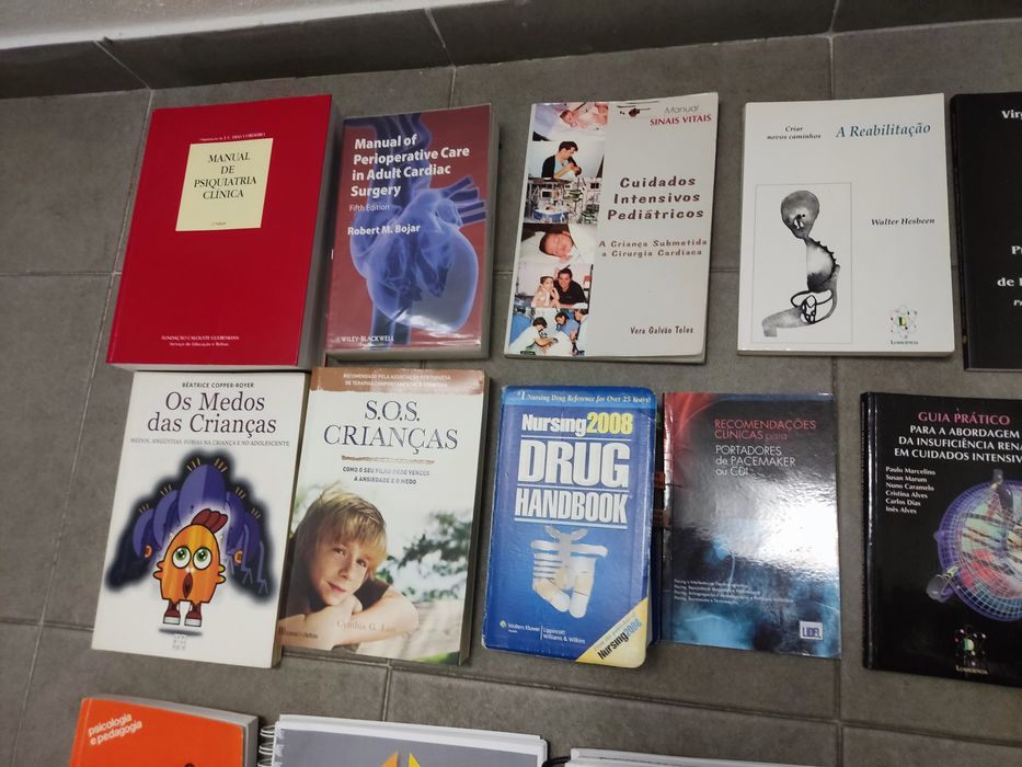 Lote de livros Enfermagem/Medicina