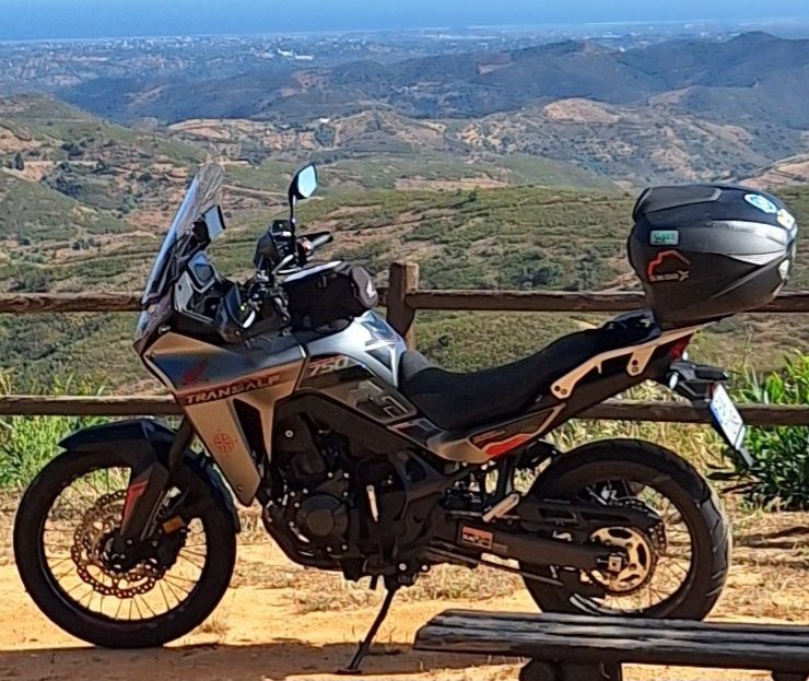 Honda Transalp xl750  Impecável