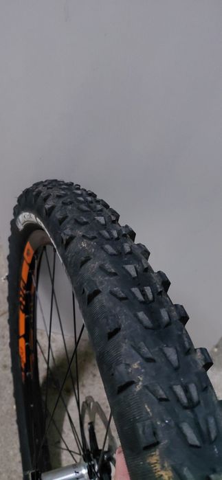 Par de Pneus Michelin Force AM 29