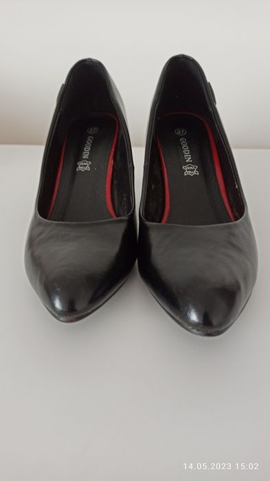 Buty na obcasie Goodin rozmiar 37