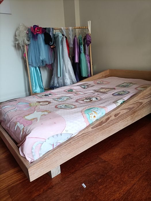 Cama criança design com colchao