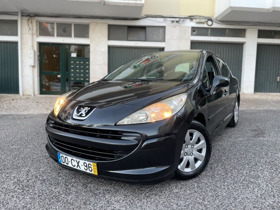 Pegeout 207 1.4 com apenas 180 mil km — photo 2