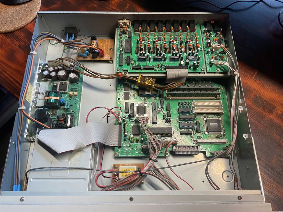 Sampler Akai S3000XL + karta IB-208P / sprawny /  serwisowany