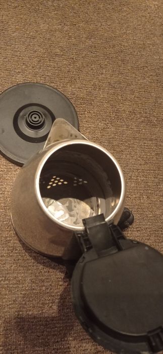 Чайник електричний