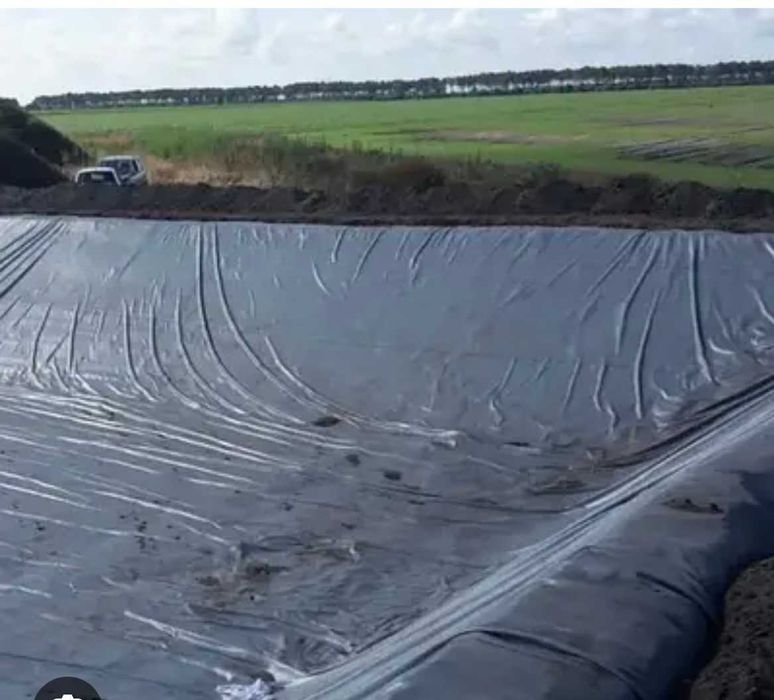 Продам міцну плівку для ставків і водойм