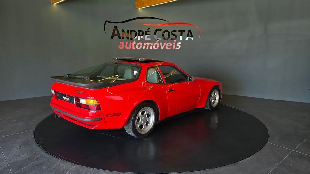 Porsche 944 Turbo S