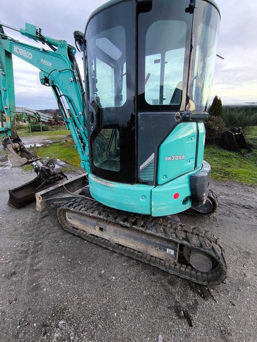 Mini giratória kobelco 3t