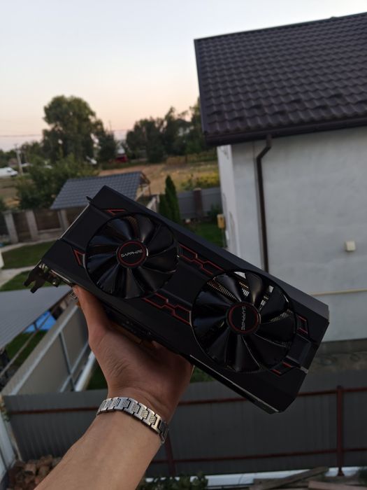 Amd  Radeon vega 56 sapphire nitro +8gb