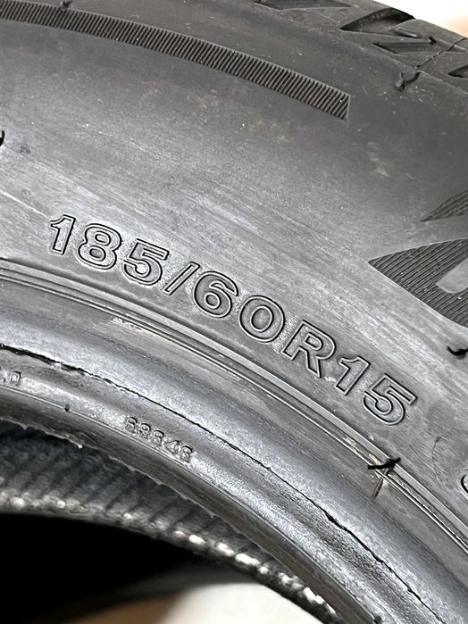Pneus Bridgestone Turanza T005 - 185/60/15 - Excelentes