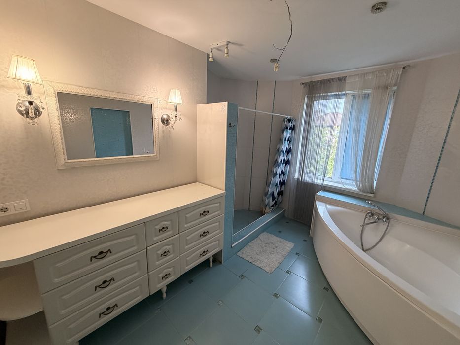 Продам будинок, Під програми, с. Гора, 215м2