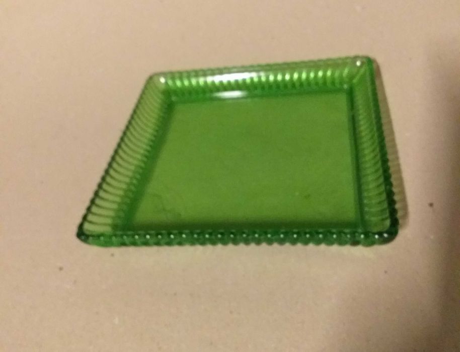 prato/tabuleiro vidro uranio