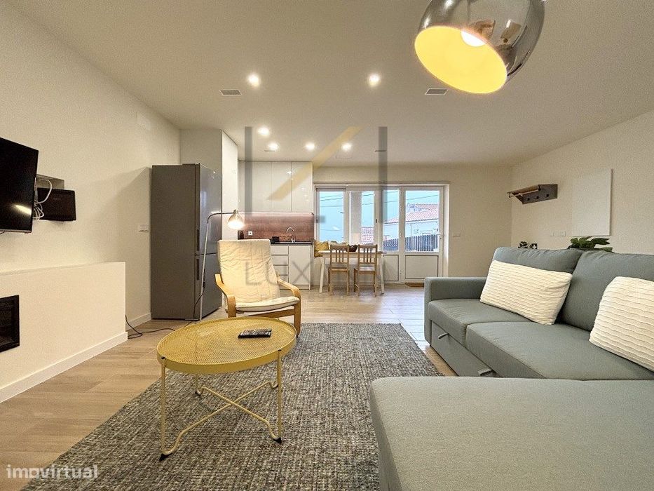 Apartamento T1 luminoso na Parede