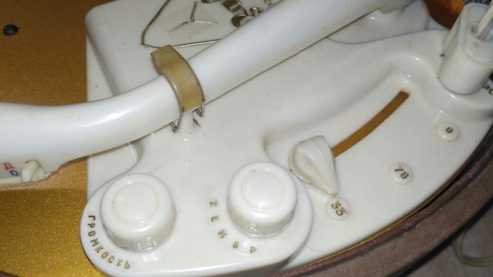 Электрофон Волга