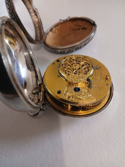 англійський шпиндельний кишеньковий годинник (verge fusee) першої половини XIX століття.