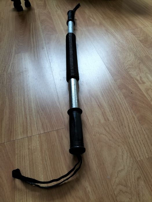 Barra mola musculação