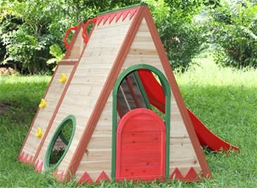 Casinha de Madeira Imaginarium Activity House (Como Nova!) – Centro do Porto