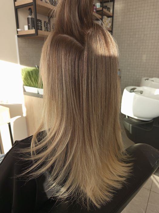 Фарбування волосся Airtooch