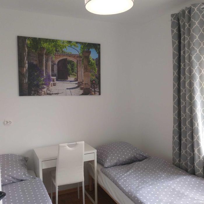 A4 NOCLEGI dla firm przy strefie przemysłowej i Baderze, z F.VAT