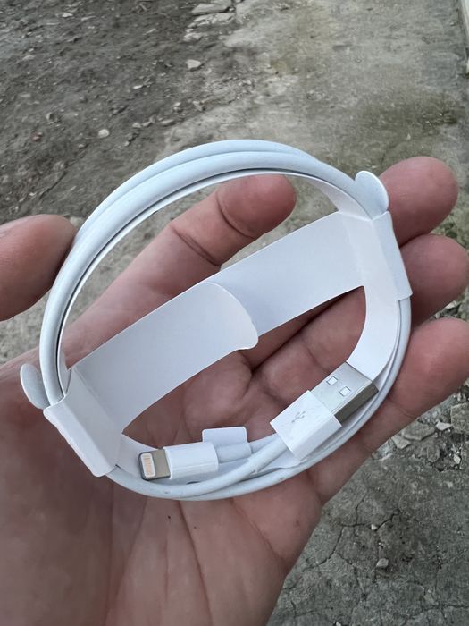 Продам шнур лайтинг провод зарядка на айфон Оригинал