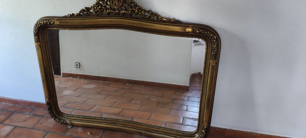 Espelho dourado vintage tamanho 135x94