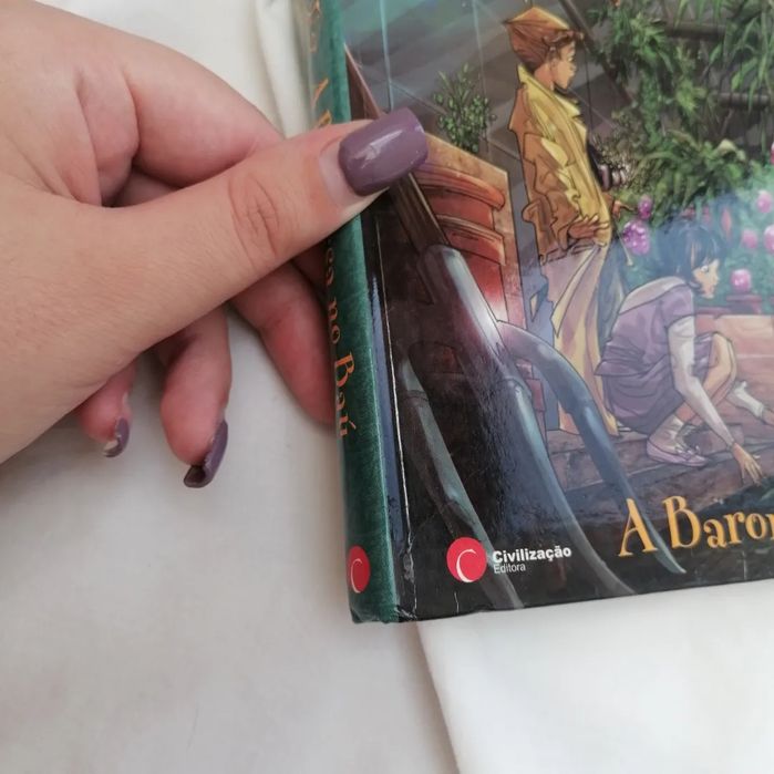 Livro "A Baronesa no Baú"