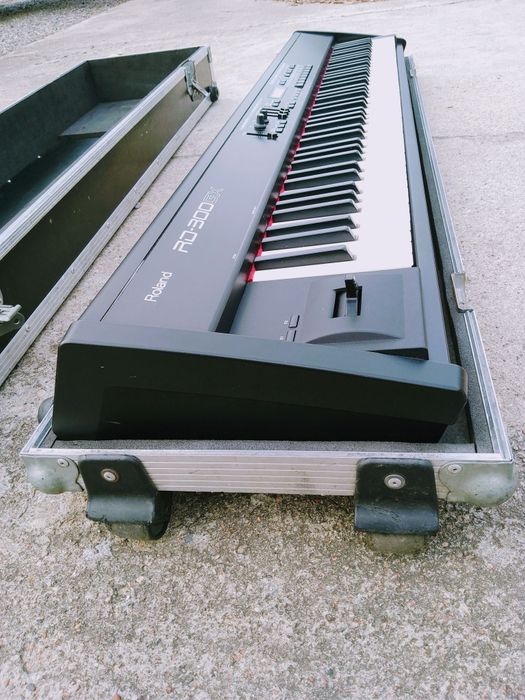 【ソフトケース付き】Roland RD-300NX Roland RD 300 NX pianino cyfrowe - cena, opinie | Sklep