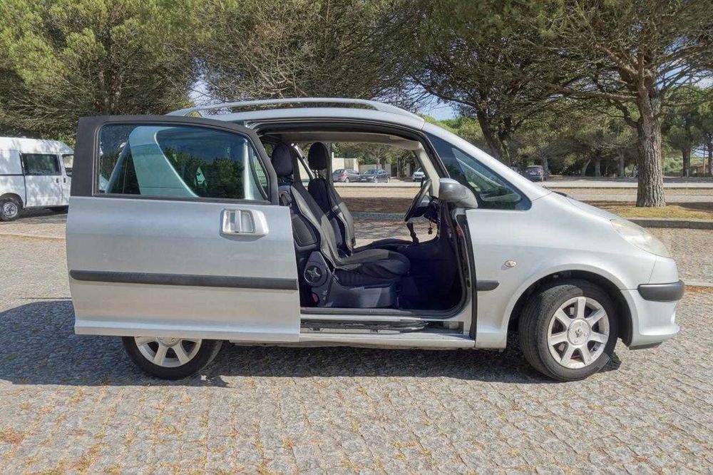 Vendo Peugeot 1007 Comercial