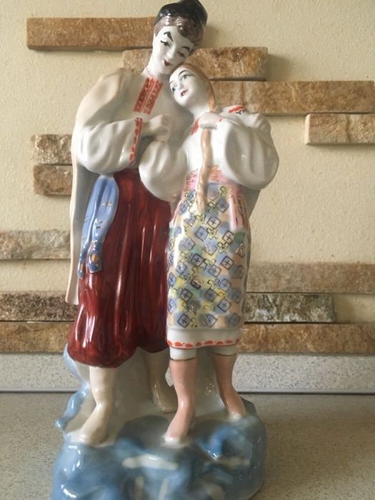 фарфоровая статуэтка