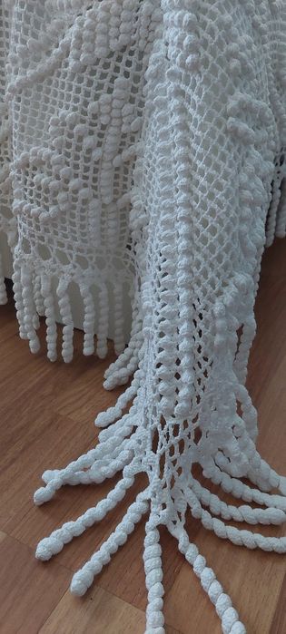 Vendo Colcha de renda