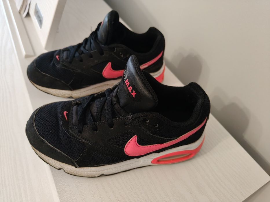 Nike Air Max 31.5