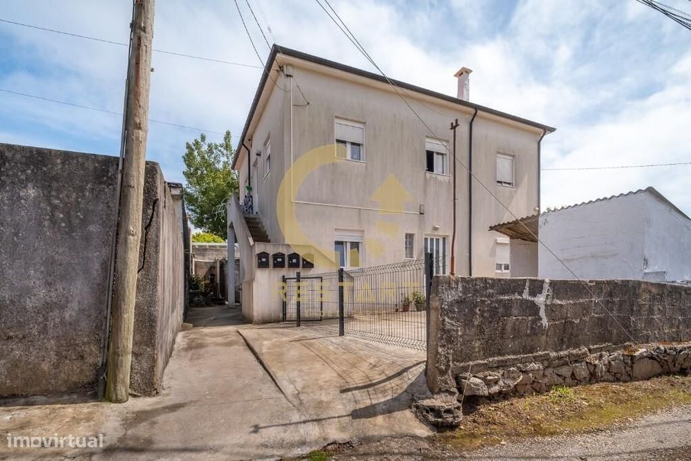 Prédio com 4 Apartamentos T1