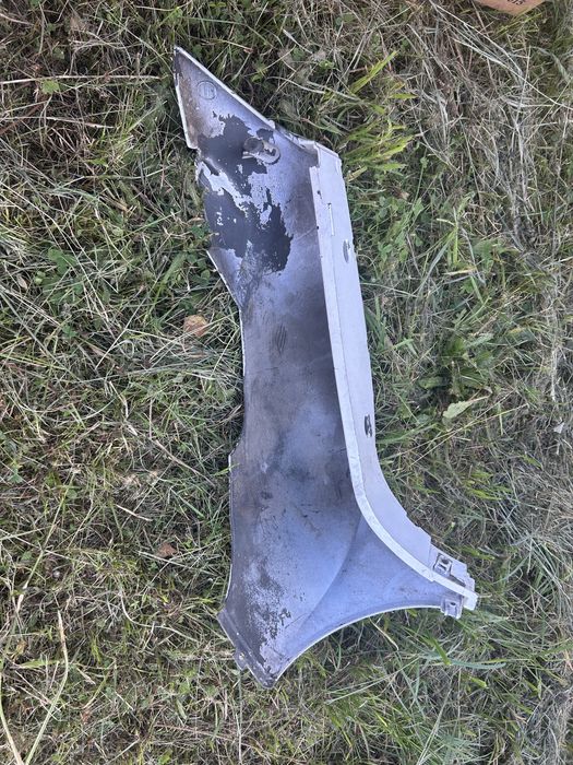 Derbi gp1 50 osłona plastik pokrywa cena za całość