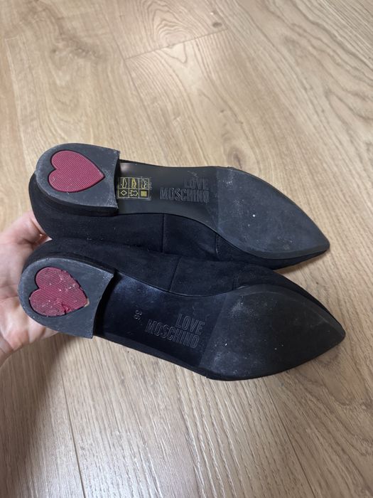Лофери love moschino 36 розмір