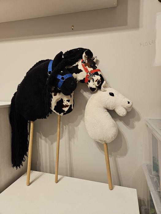 Zestaw trzech hobby horses