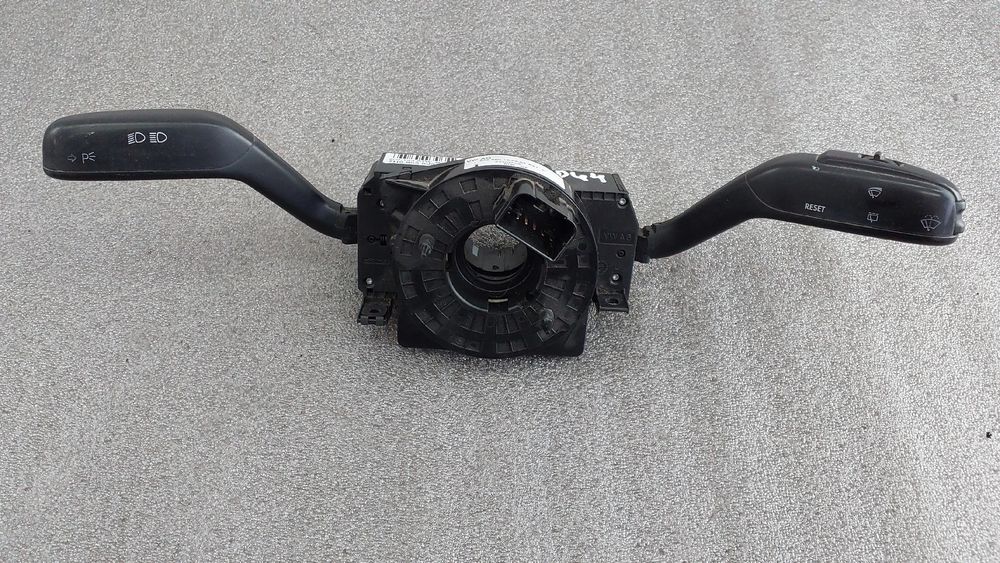Conjunto / manetes de luzes e limpa vidros SKODA Fabia II Break (545,
