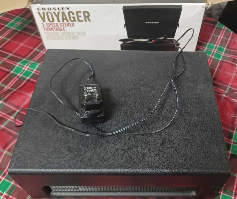Gira-Discos Crosley Voyager Bluetooth – Com Caixa Original