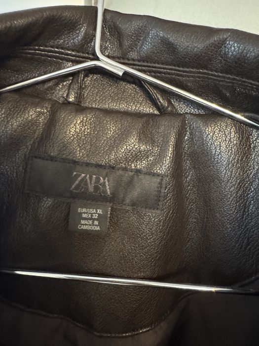 Нова тепла куртка бомбер Zara L