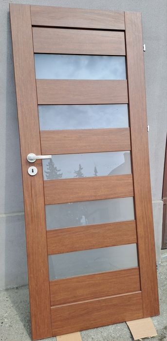 Drzwi cztery sztuki 80cm